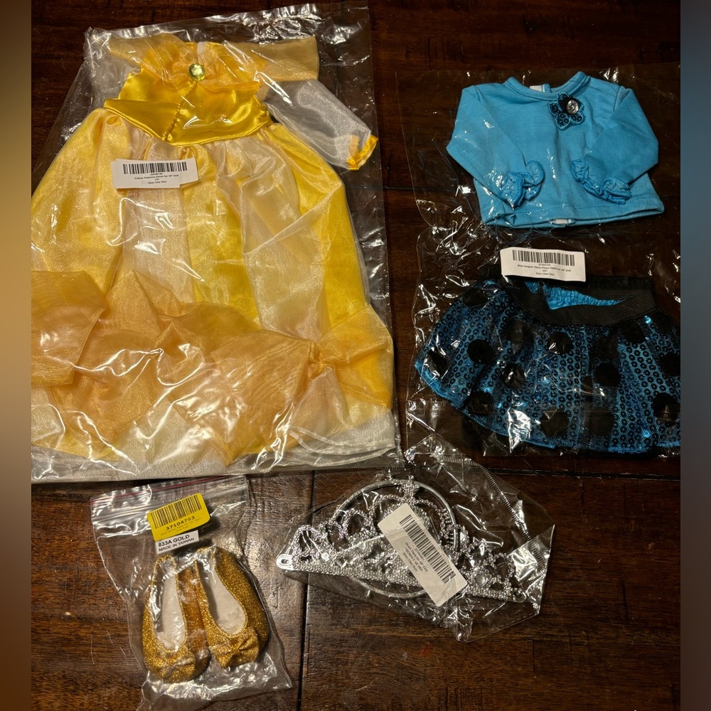 Lot of 4 new 18-inch doll items